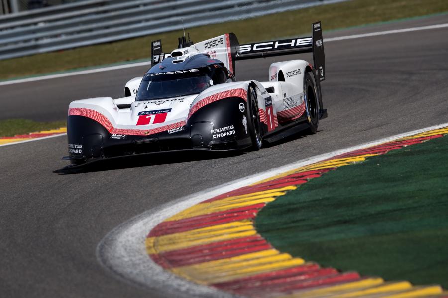  Porsche 919 Hybrid Evo 2018 года  (фото 6 из 17)